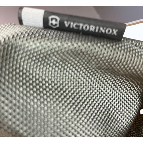 Victorinox Werks Traveler 5.0 Shopping Tote Zippered Shoulder Bag‎ - Black - Picture 13 of 13